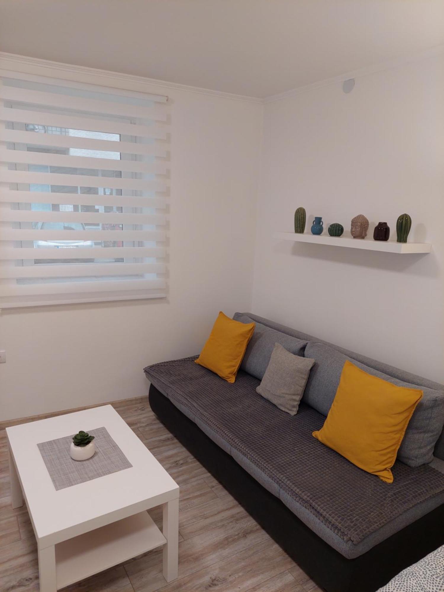 Street Apartment Subotica Luaran gambar